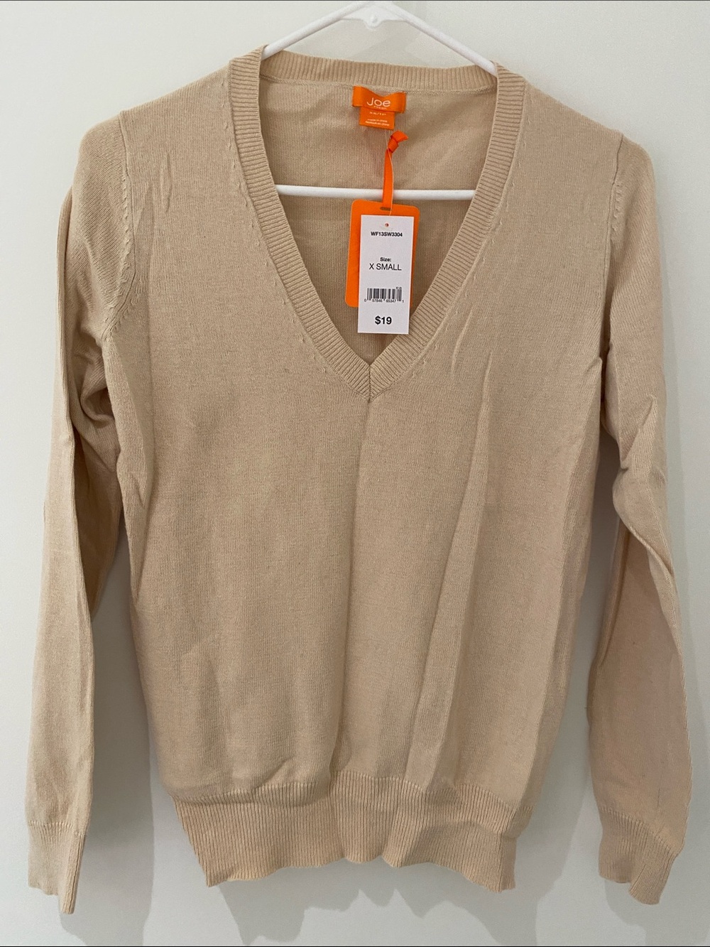 NWT Joe Fresh Long Sleeve V Neck Lightweight Sweater Light Tan/Beige XS